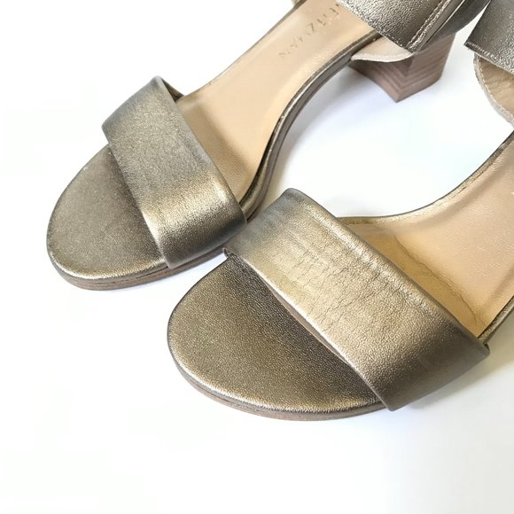 Stuart Weitzman Sandals Womens 6.5 Metallic Pewter Gold Leather Open Toe Shoes - Picture 7 of 13